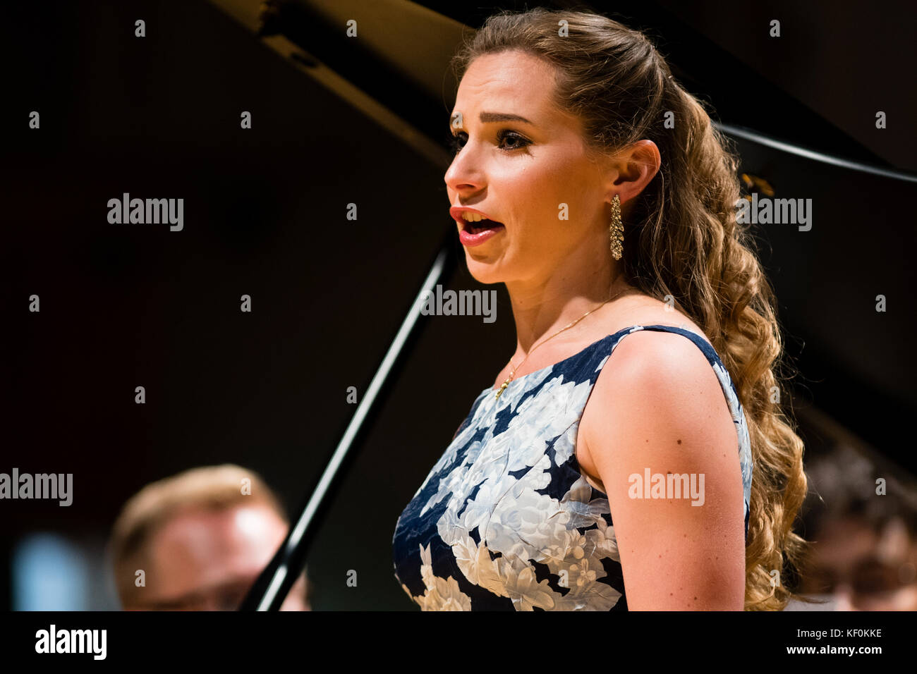 Rosanna Cooper, Mezzo-soprano,  performing on stage at MusicFest Aberystwyth July 2017 Stock Photo