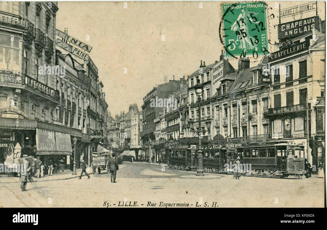 LSH 85 LILLE Rue Esquermoise Stock Photo - Alamy