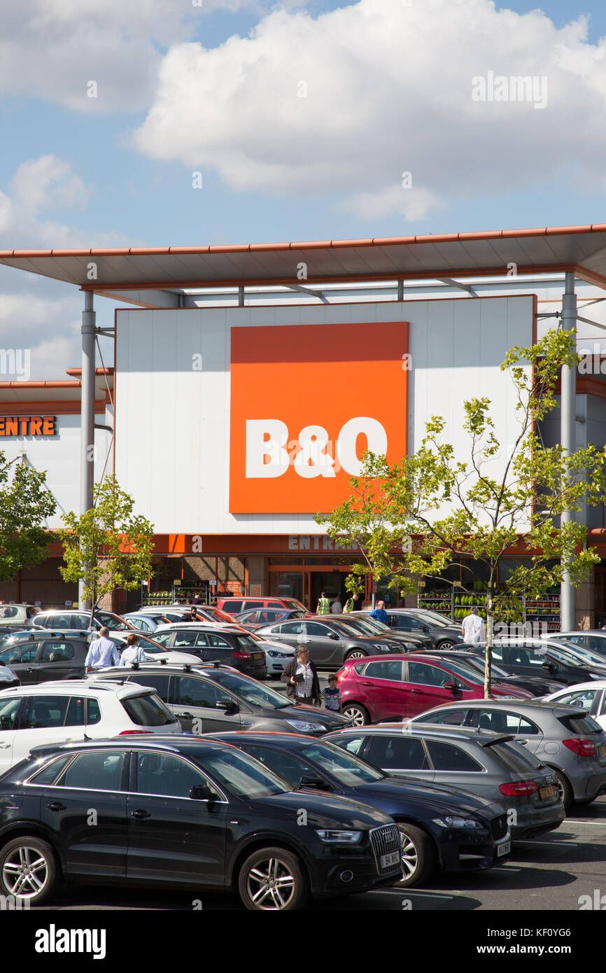 B&Q store, Stockport Stock Photo