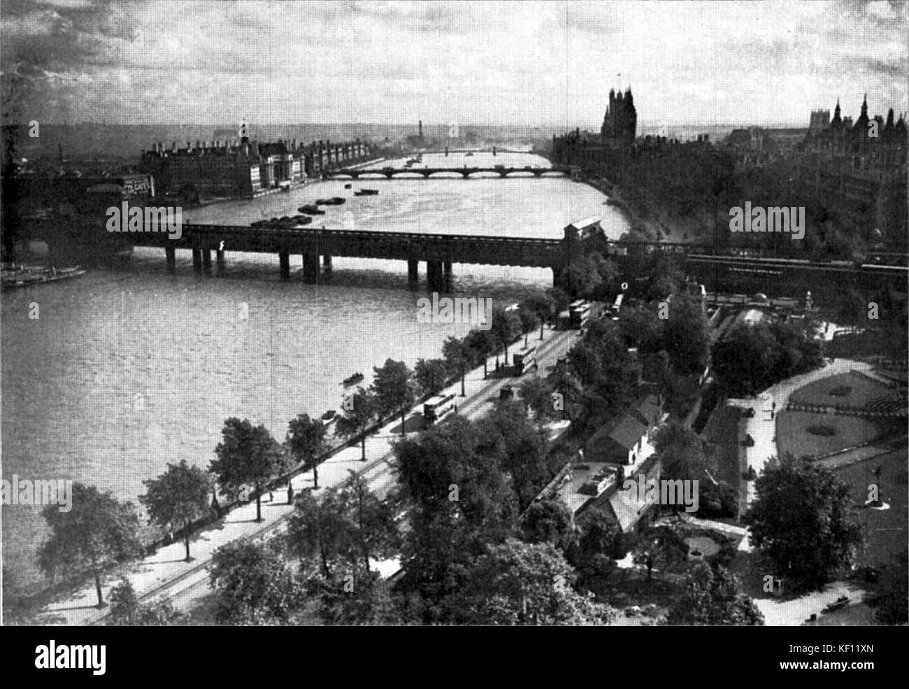 London Victoria Embankment circa 1930d Stock Photo Alamy