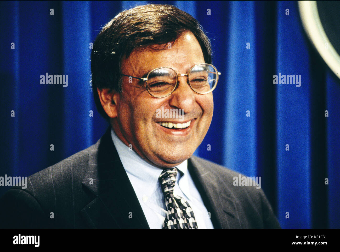 White House Chief of Staff Leon Panetta meets reporters in the Brady Press Briefing Room of the White House in Washington, DC on January 5, 1995. Credit: Ron Sachs/CNP - NO WIRE SERVICE - Photo: Ron Sachs/Consolidated News Photos/Ron Sachs - CNP Stock Photo