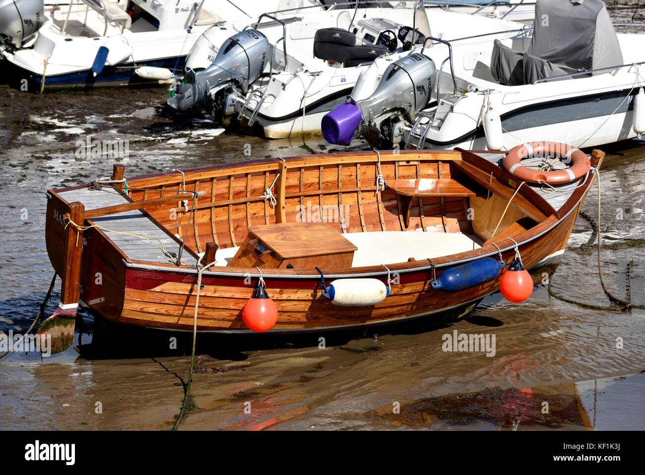 Wooden rowing boat hi-res stock photography and images - Alamy