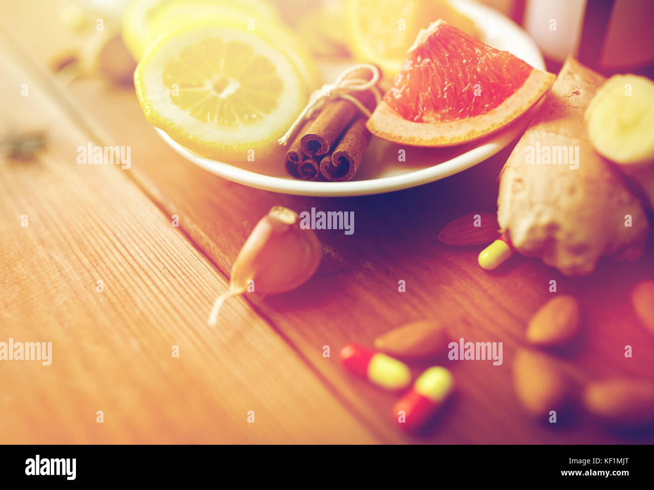 traditional medicine and drugs Stock Photo Alamy