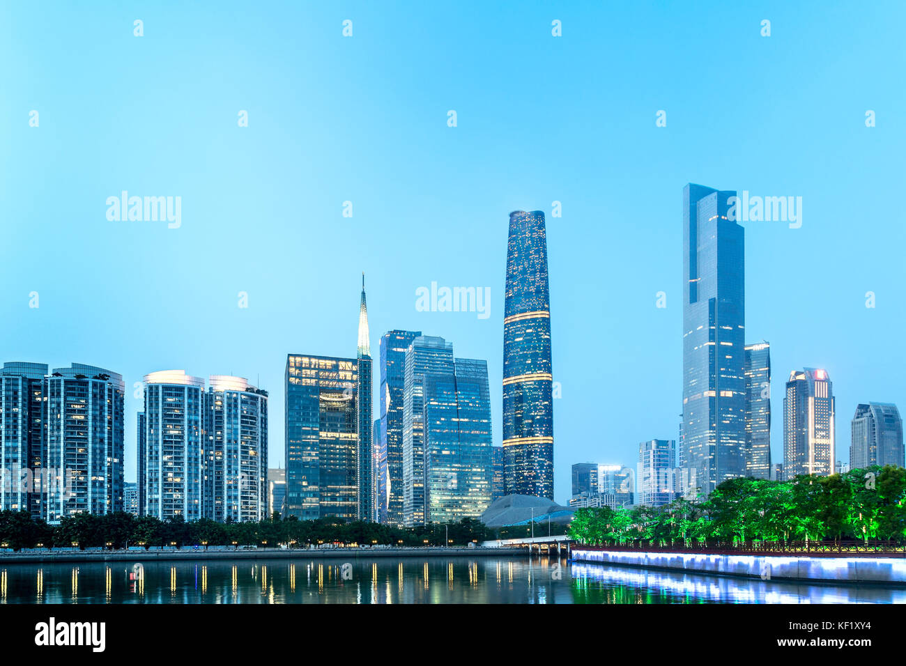 Color pictures urban scenery hi-res stock photography and images - Alamy
