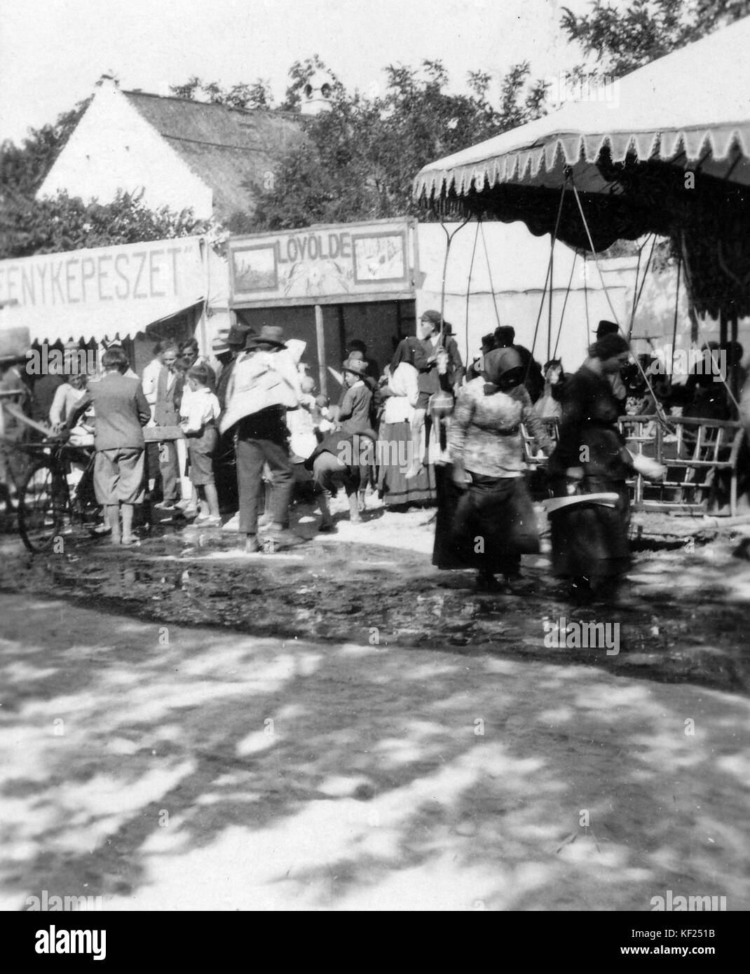 Fair, photographer, shooting gallery, carousel 3729 Stock Photo Alamy