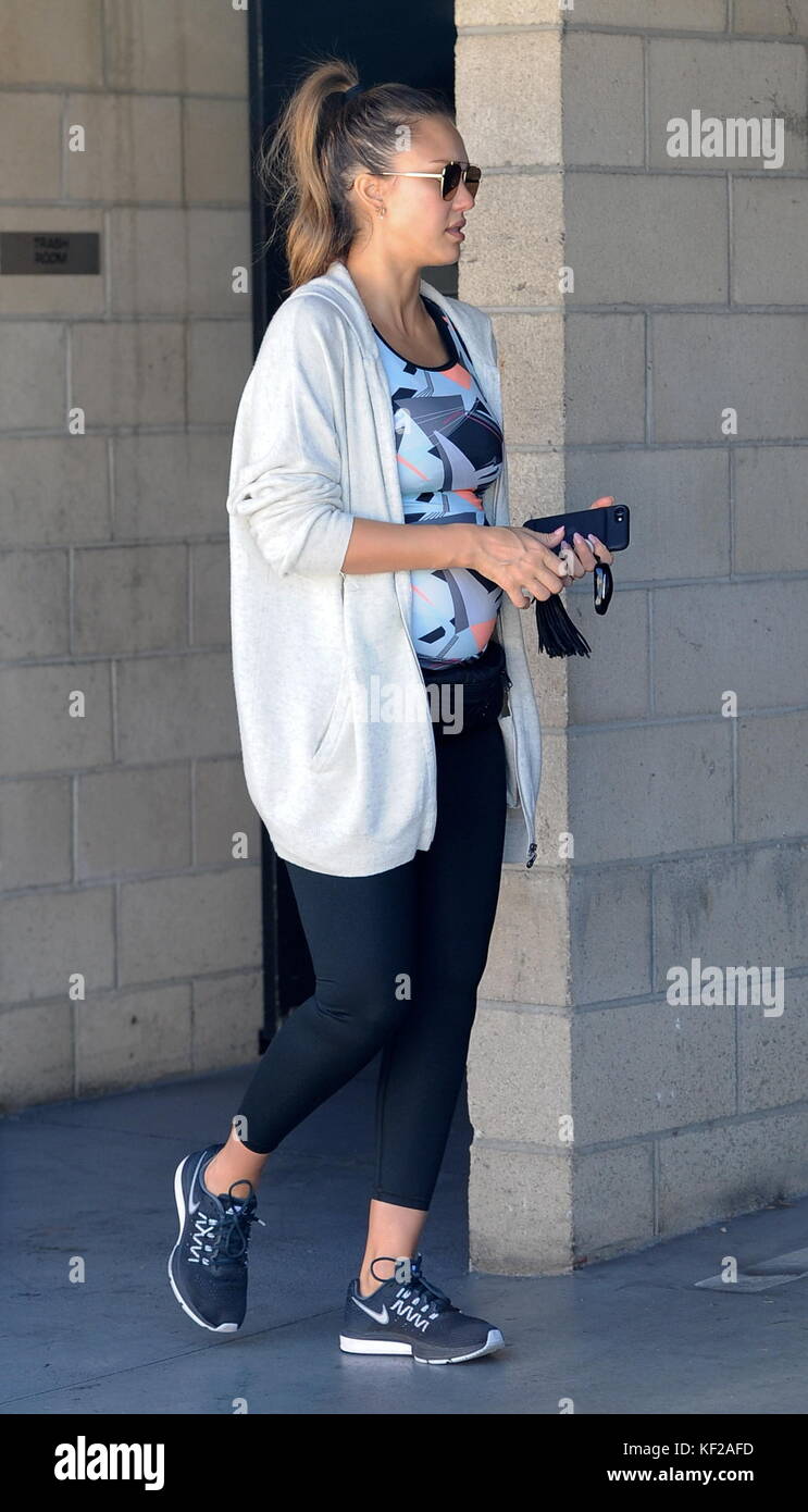 Pregnant Jessica Alba shows off her growing baby bump after a workout at  Hustle and Heart Fitness Featuring: Jessica Alba Where: Los Angeles,  California, United States When: 23 Sep 2017 Credit: WENN