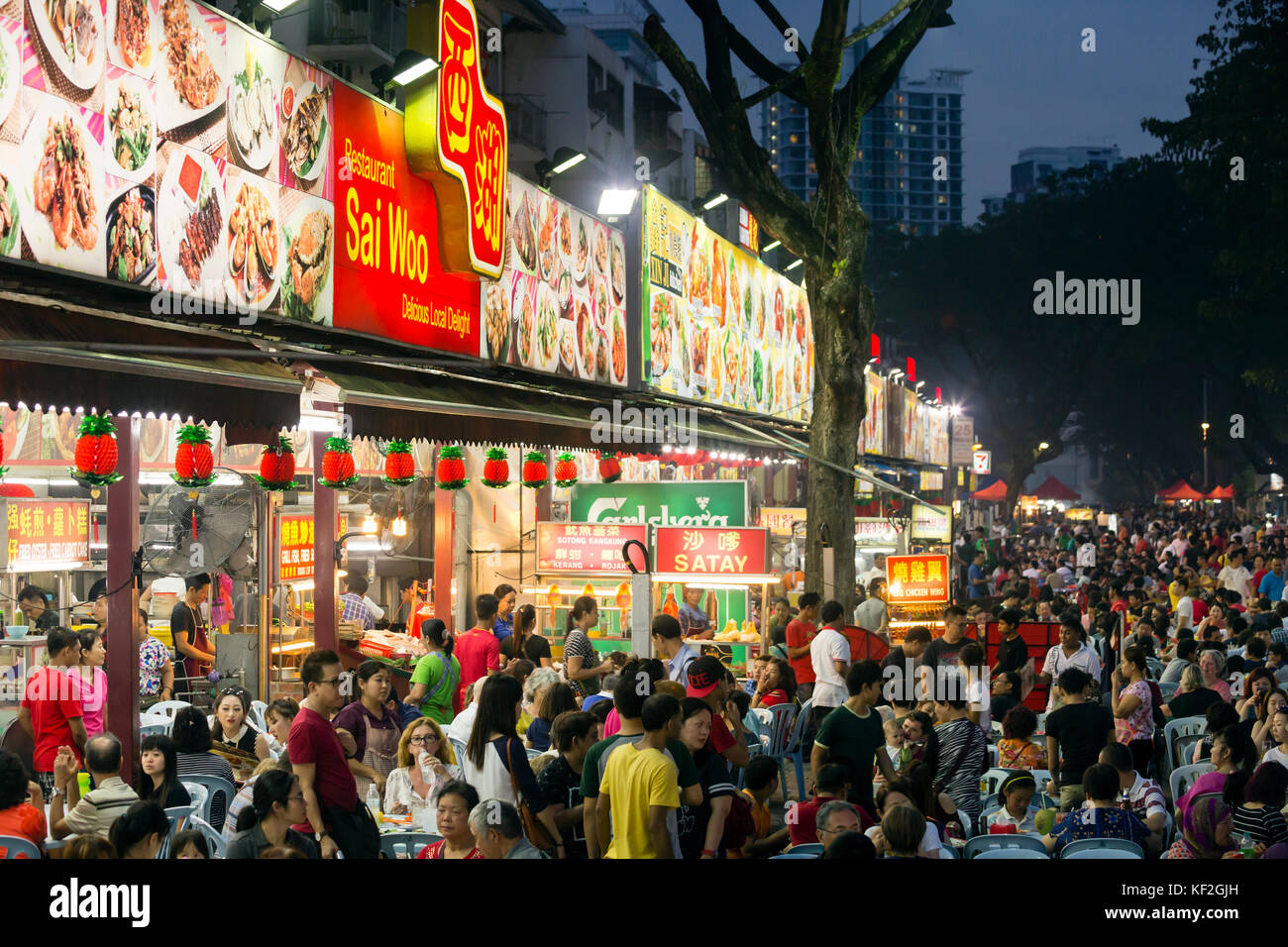 Jalan Alor located in Bukit Bintang is a well known and famous street food destination in Kuala Lumpur, Malaysia. Stock Photo
