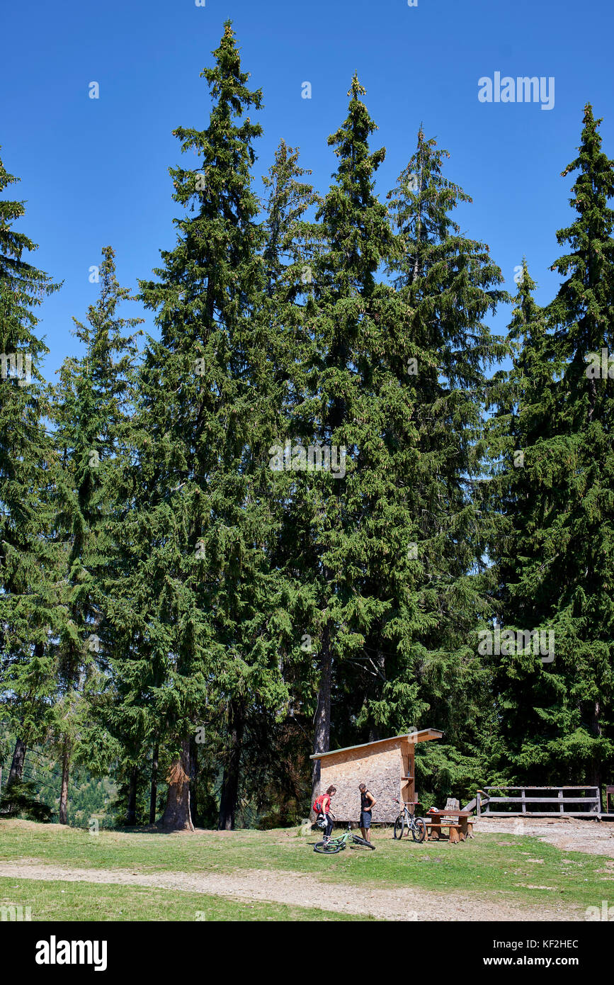 Hike resort hi-res stock photography and images - Alamy