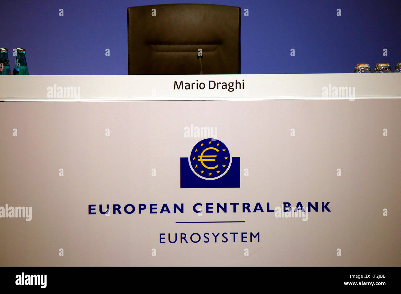 Logo: "European Cantral Bank - Eurosystem", EZB Hochhaus/ ECB headquarters, Frankfurt am Main. Stock Photo