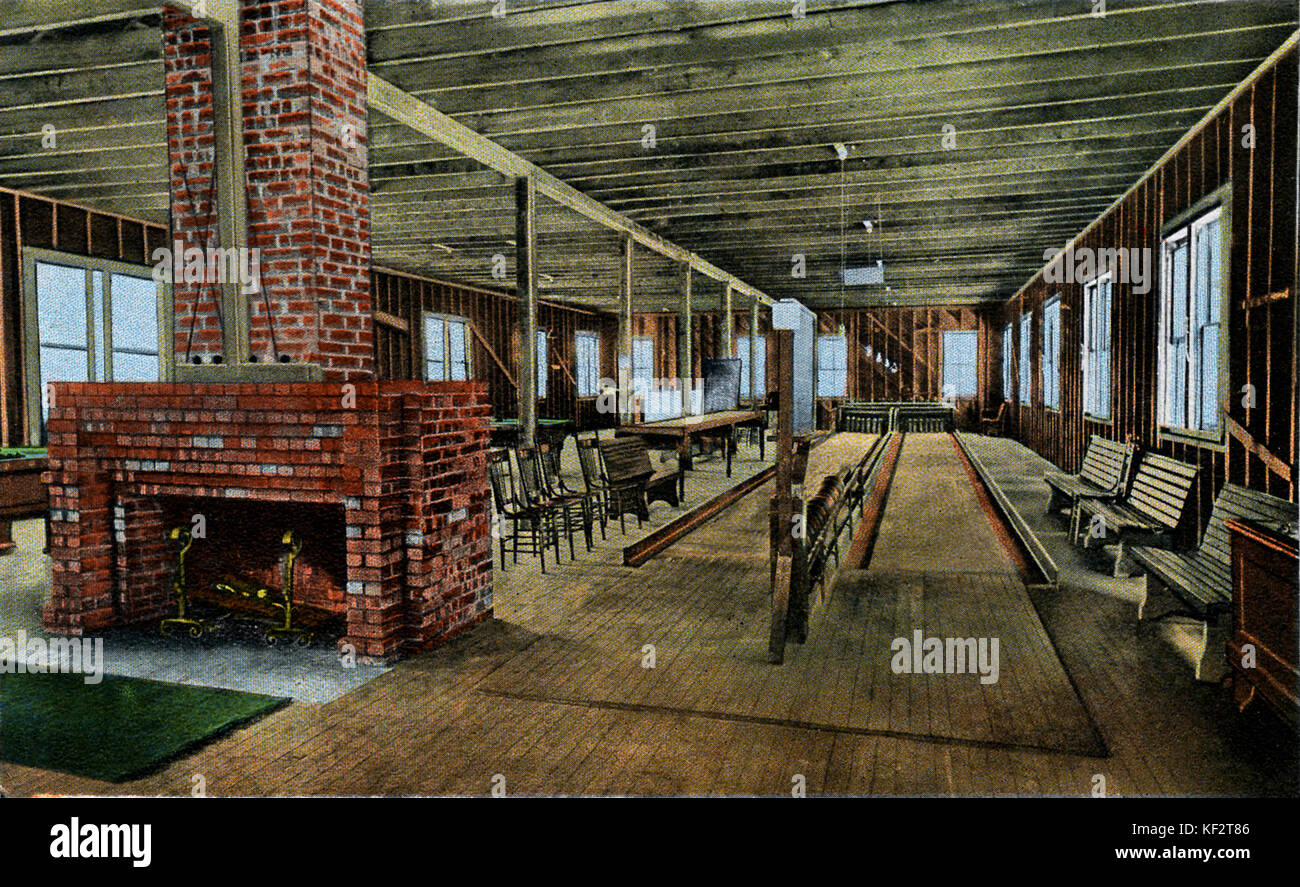 Early Bowling Alley and Billiard Room of the Altapass Inn in Altapass, North Carolina, USA. Stock Photo