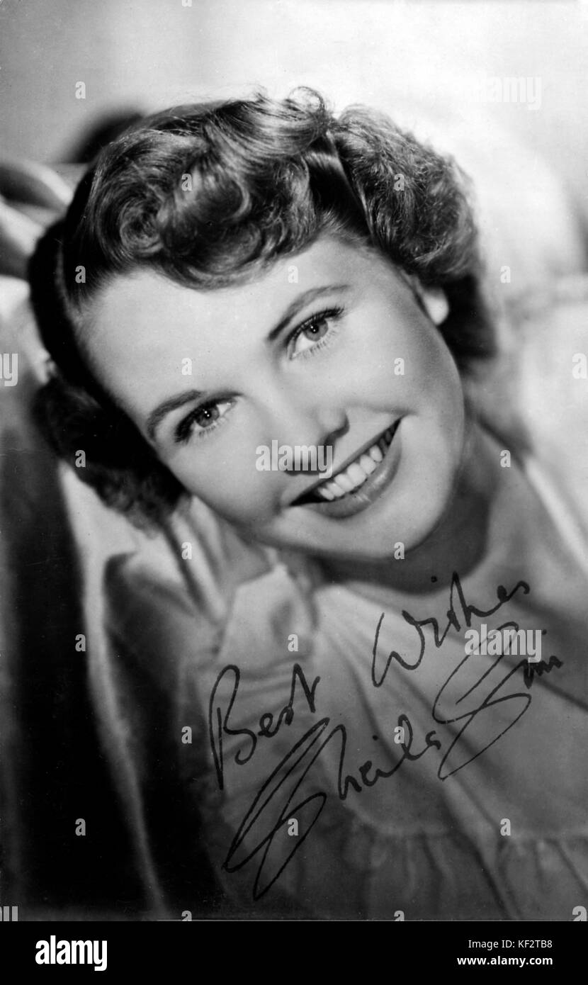 Signed photograph of Sheila Sim, English film and theatre actress and wife of Baron Richard Attenborough. Full name, Lady Sheila Beryl Grant Attenborough, b. 5 June 1922. Publicity photo Stock Photo