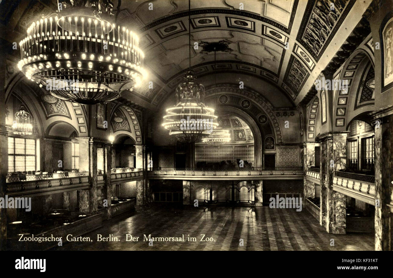 Zoologischer Garten Berlin Marmorsaal im Zoo Stock Photo Alamy
