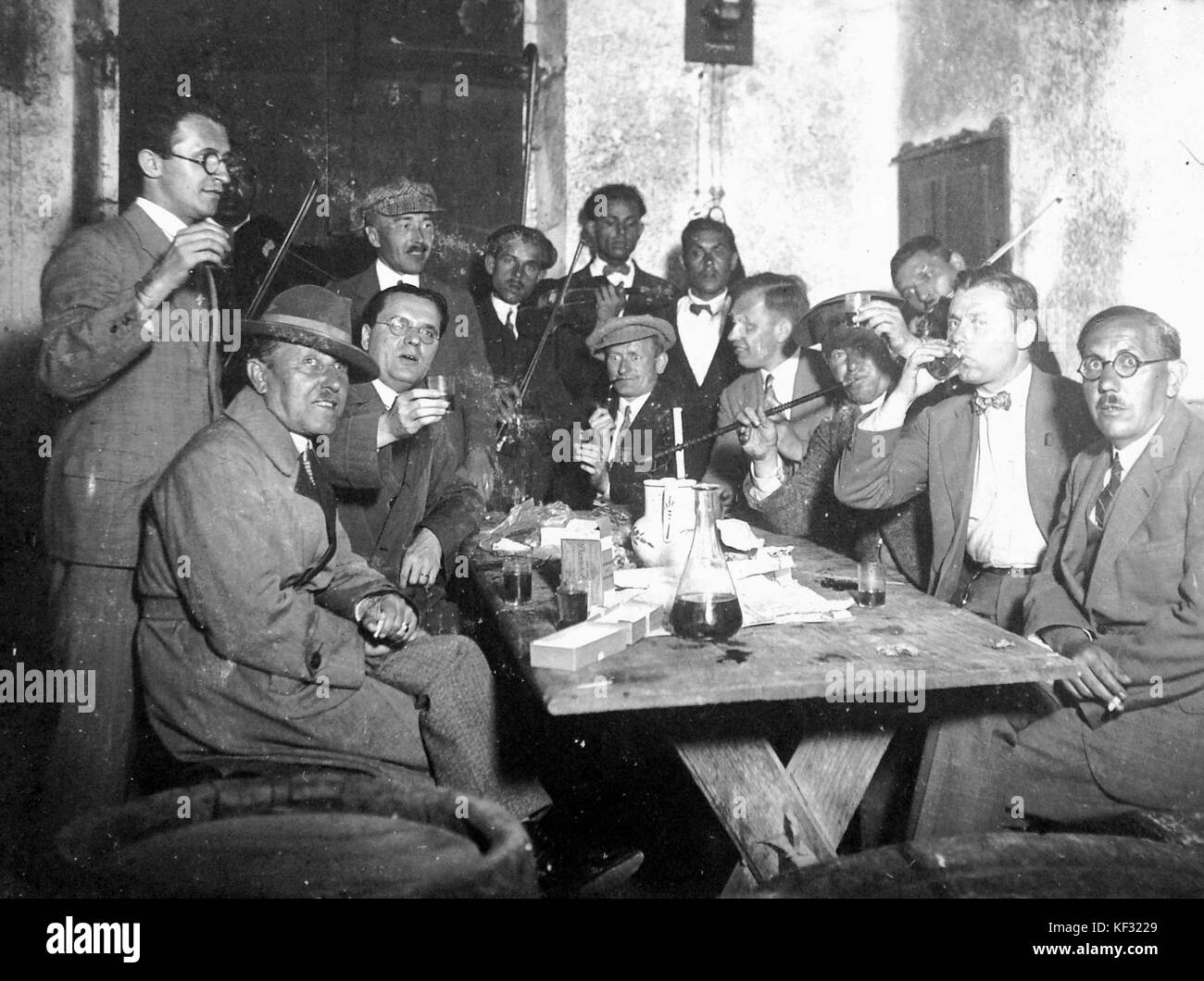 A Young Rapper Smoking A Cigarette Stock Photo - Alamy Australia