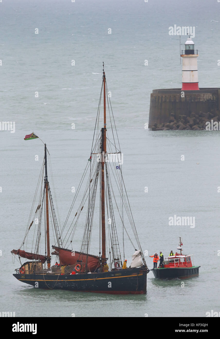 The world’s oldest sailing cargo vessel The Nordlys approches Newhaven
