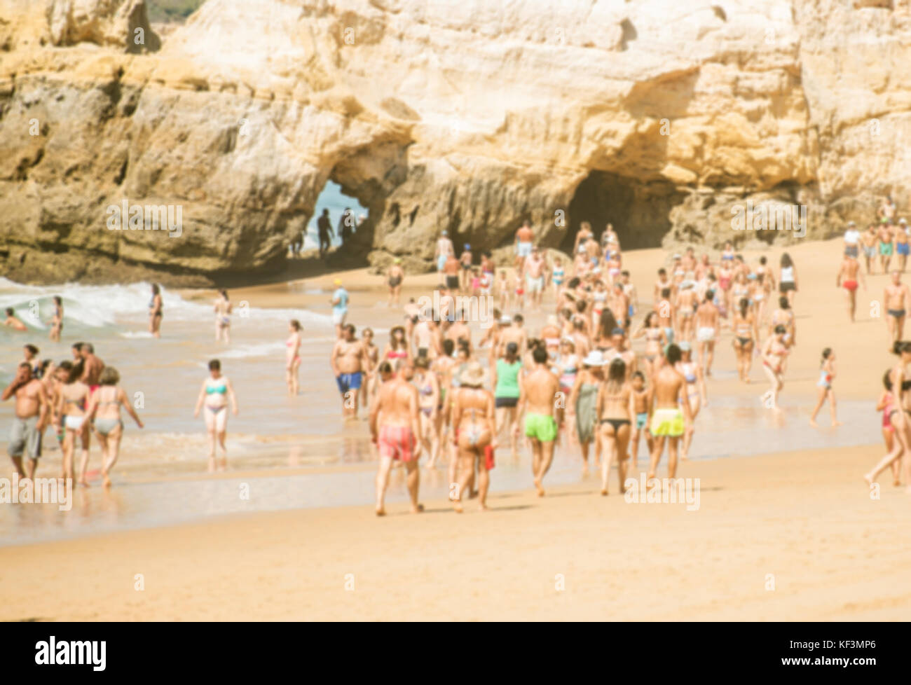 Group crowd crowded resting hi-res stock photography and images - Alamy