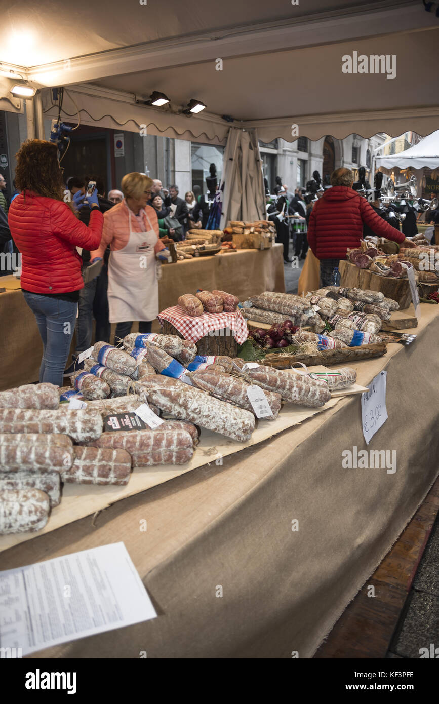 Salami party 8 Stock Photo Alamy