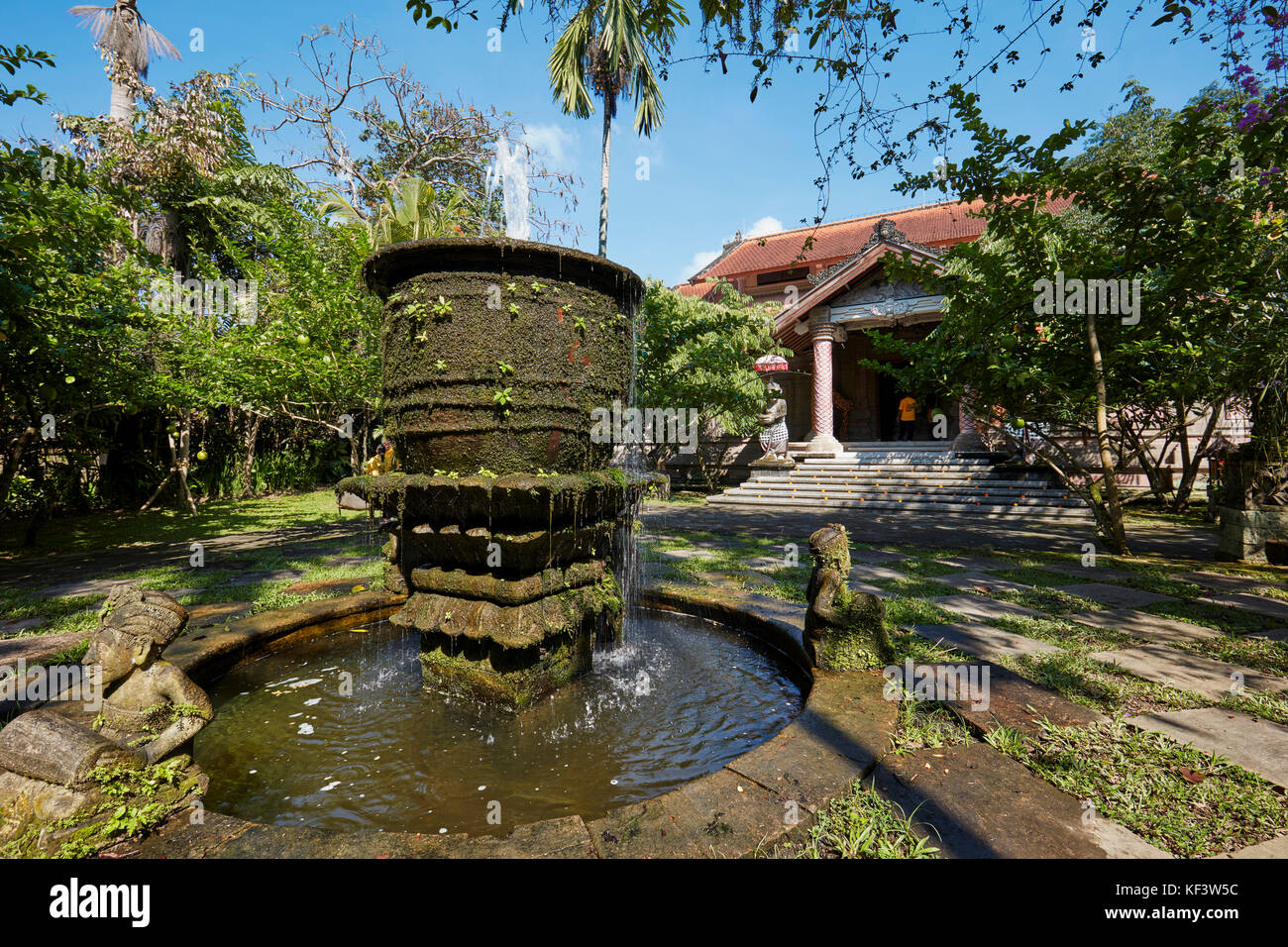 Water fountain in the garden of Agung Rai Museum of Art (ARMA). Ubud, Bali, Indonesia. Stock Photo