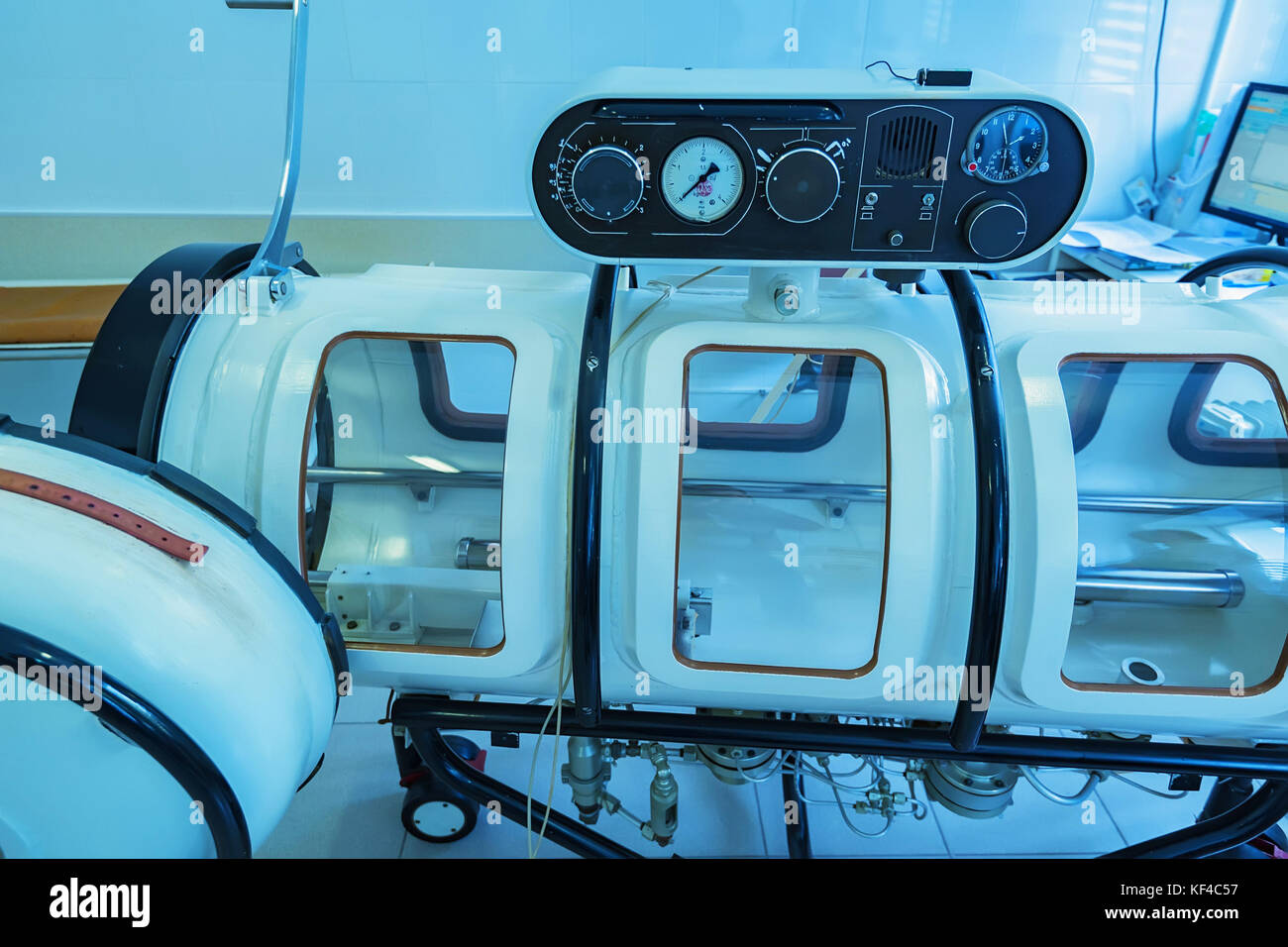 Hyperbaric oxygen therapy chamber tank Stock Photo