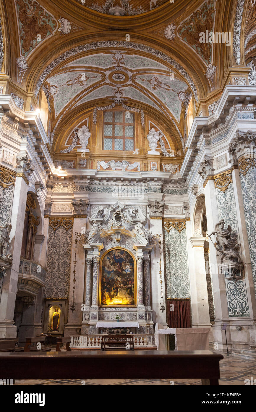 The interior of Chiesa dei Gesuiti, or Santa Maria Assunta, Venice ...