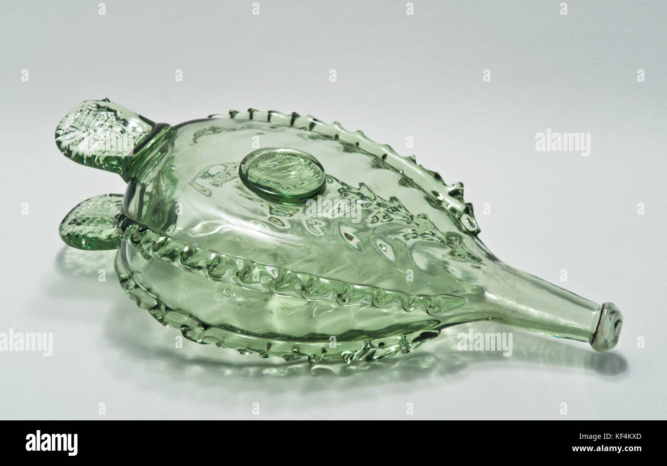 Rare Whitefriars Apprentice piece frigger Glass Bellows in Sea Green 1 of 2. London, UK Stock Photo