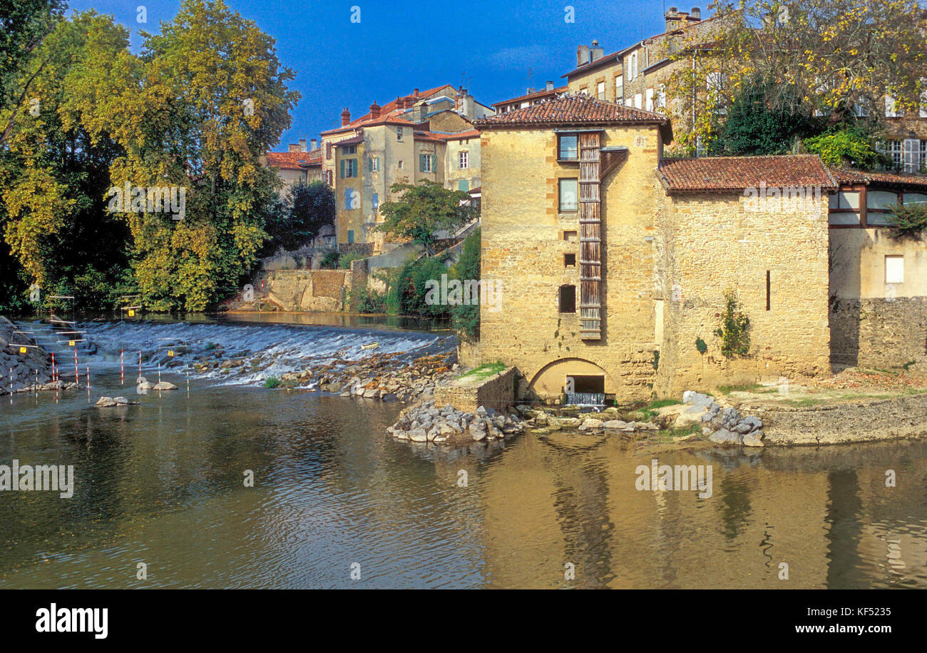 France, Landes, Mont-de-Marsan, water mill at the confluence of the rivers Douze and Midou Stock Photo