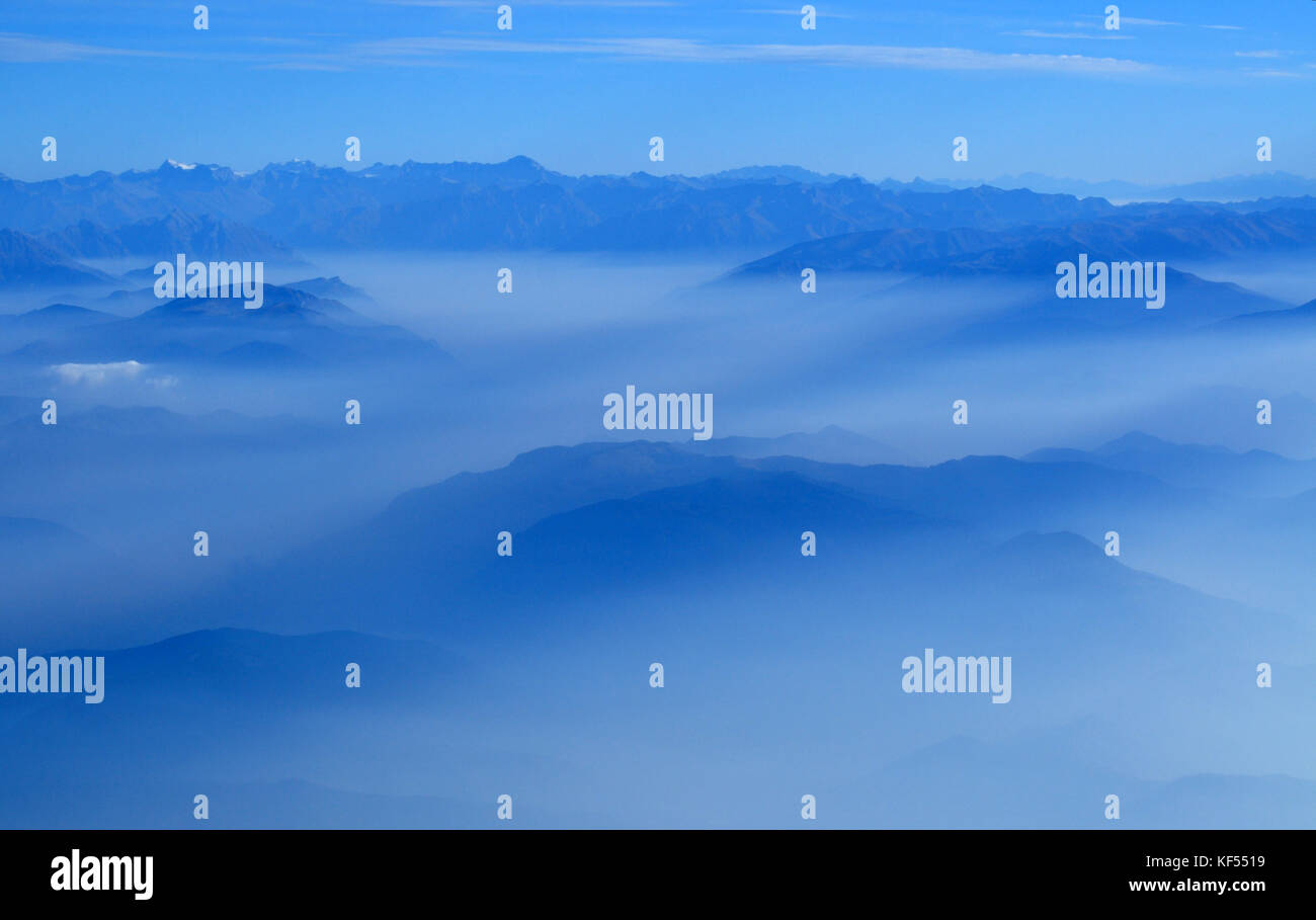 Alps mountain range aerial hi-res stock photography and images - Alamy