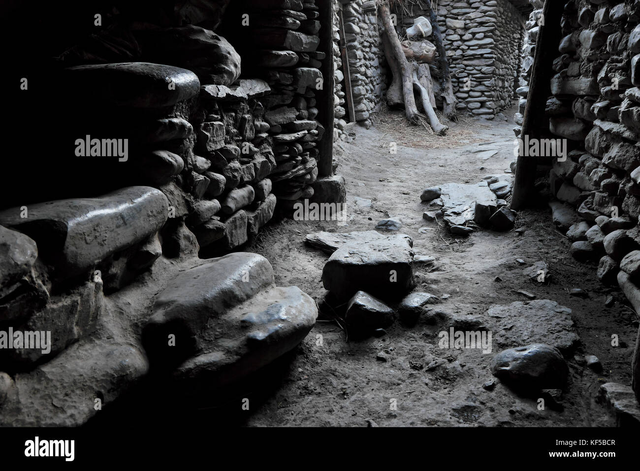 View of Stone walls and stairs in an ancient Nepalese mountain village Stock ...