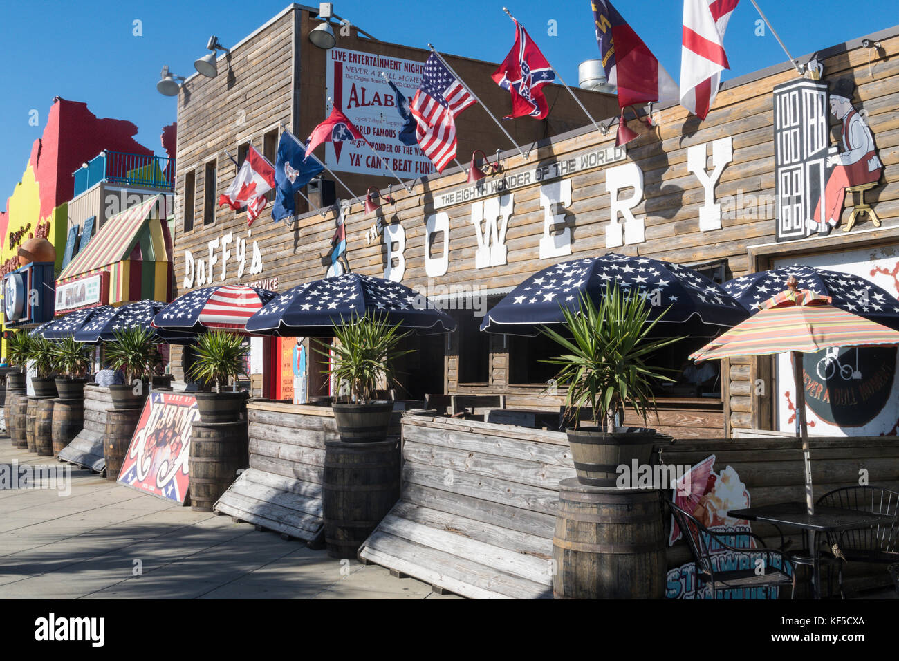 Dive bar hires stock photography and images Alamy