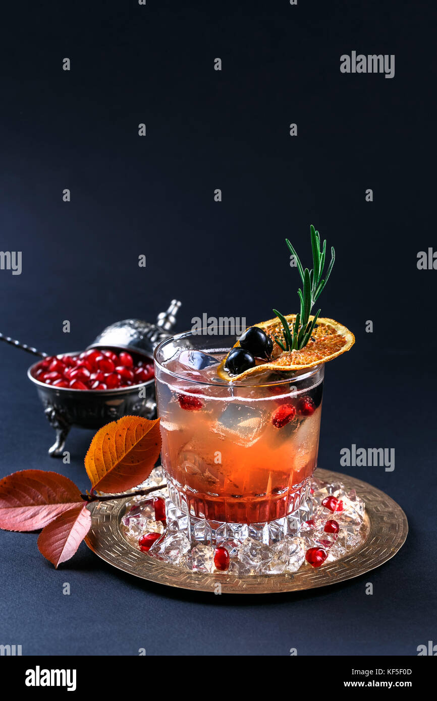 Pomegranate color bar hires stock photography and images Alamy