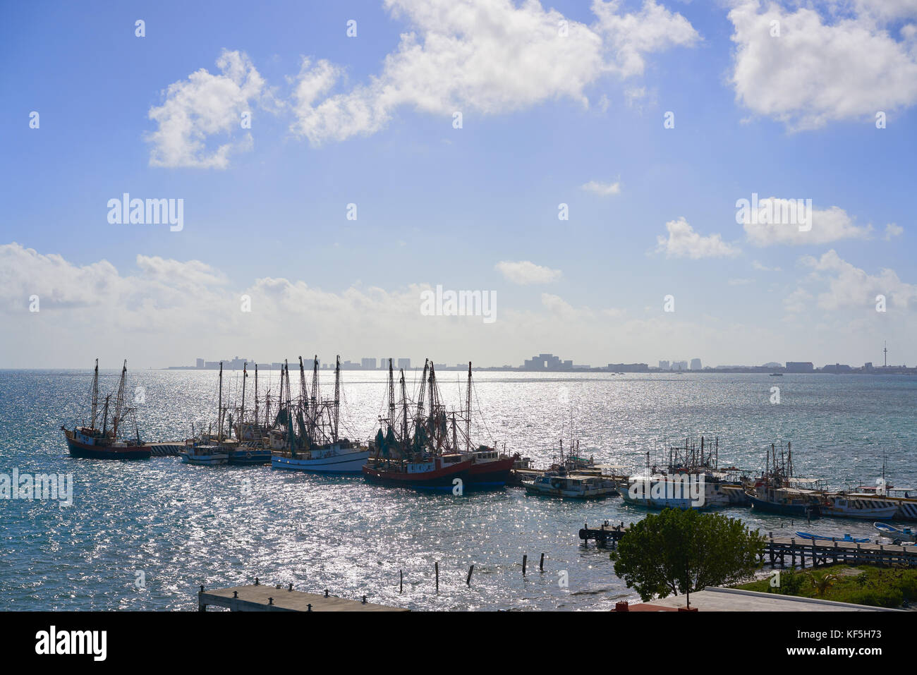 fishing cancun hotel zone