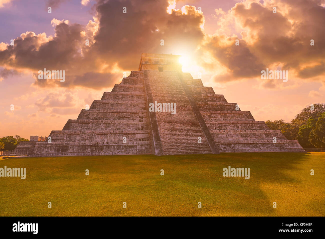 Chichen Itza Pyramid sunrise El Templo Kukulcan temple in Mexico Yucatan Stock Photo