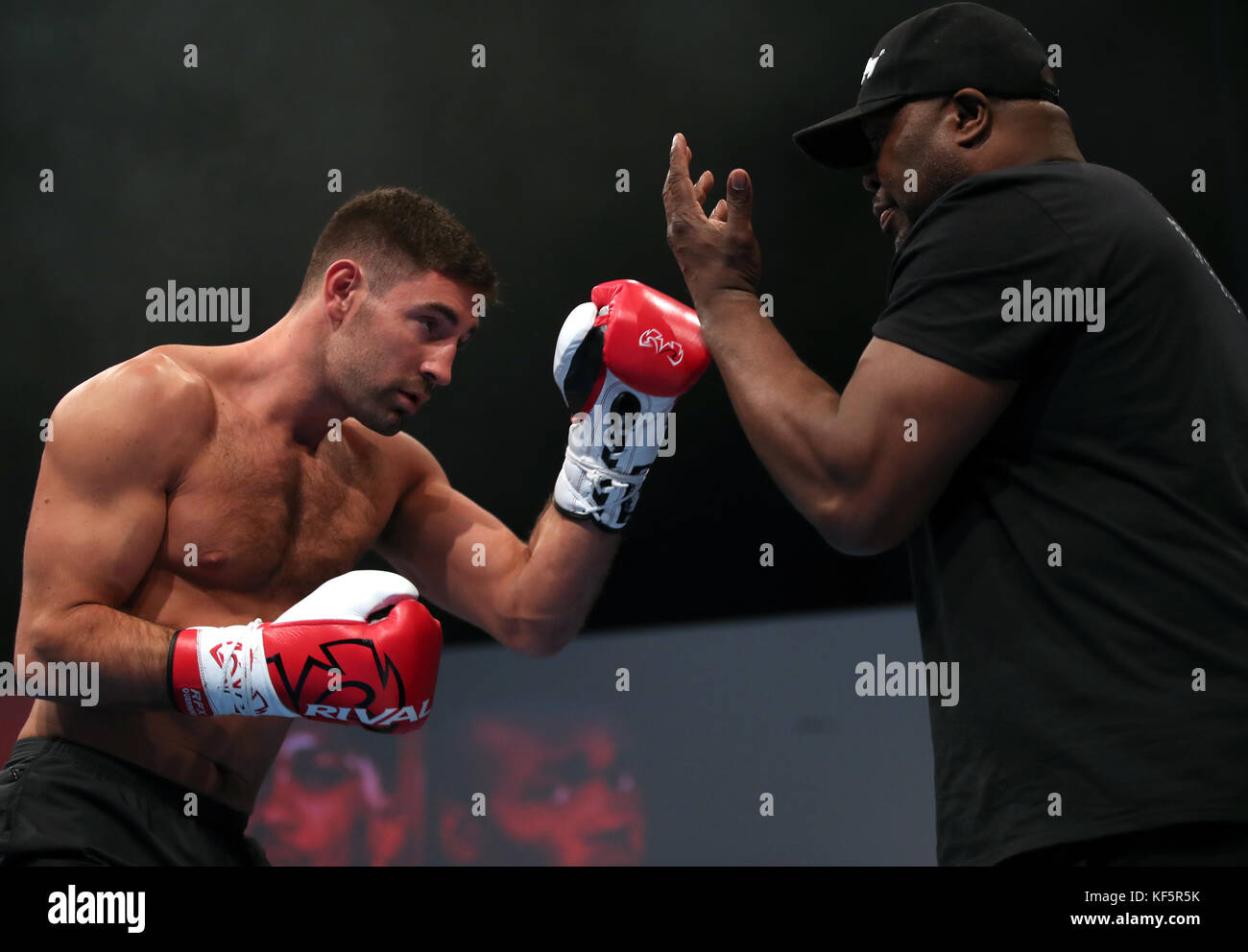 Frank Buglioni during the workout at St David's Hall, Cardiff. PRESS ASSOCIATION Photo. Picture date: Wednesday October 25, 2017. See PA story BOXING Cardiff. Photo credit should read: Nick Potts/PA Wire. Stock Photo