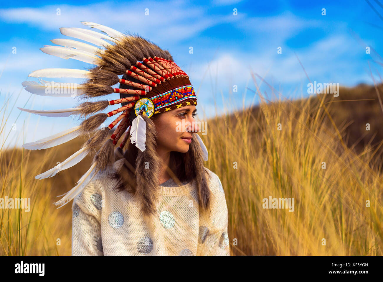american indian woman hi-res stock photography and images - Alamy