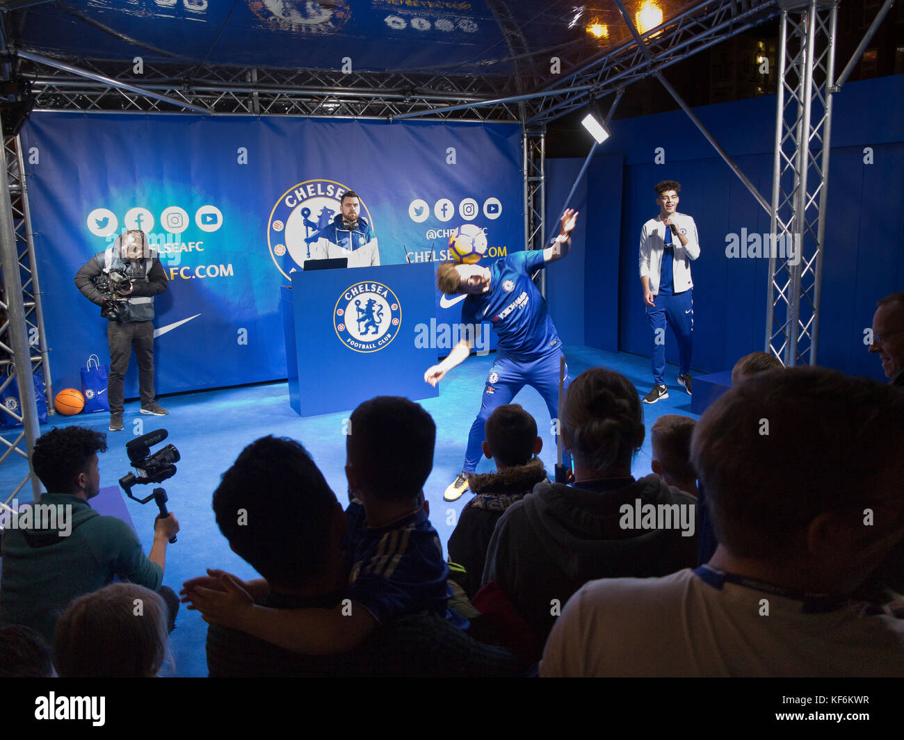 Chelsea, UK. 25th Oct, 2017. 'Freesytling' footballer Andrew Henderson with Wolfy, the star of Mavrick Wolves entertain crowds prior to Chelsea Football Club's Carabao Cup game against Everton at Stamford Bridge Credit: Motofoto/Alamy Live News Stock Photo