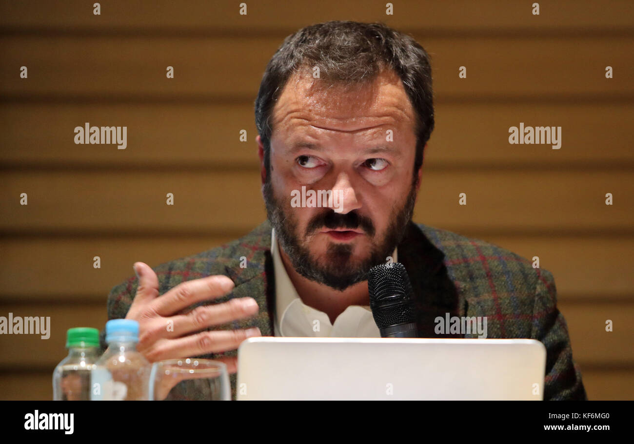 Resultado de imagem para Gian Guido Vecchi
