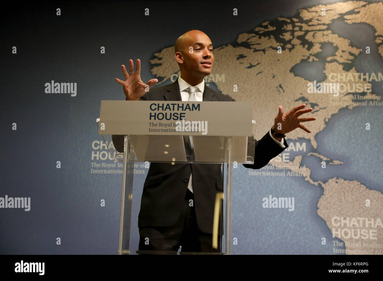 London, UK. 26th Oct, 2017. Chuka Umunna, Labour party MP and chair of Vote Leave Watch, speaking on the international role for the UK following the Brexit vote, at the Chatham House think-tank in London on 26 October 2017. Credit: Dominic Dudley/Alamy Live News Stock Photo