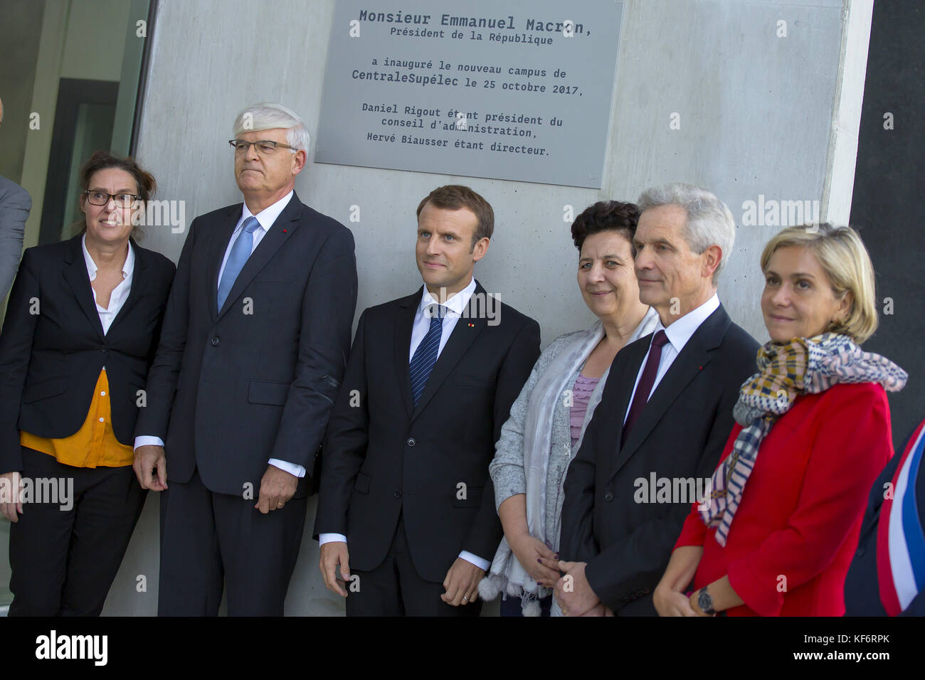 Paris, France. 25th Oct, 2017. French President Emmanuel Macron visits the University Paris Saclay for the inauguration of l'Institut de mathématique d'Orsay and CentraleSupélec. Credit: SOPA/ZUMA Wire/Alamy Live News Stock Photo