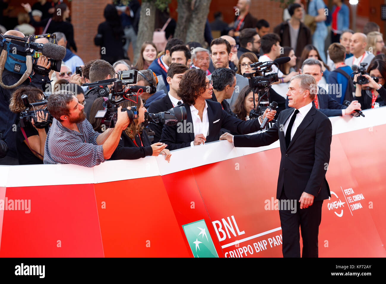 Rome, Italy. 26th Oct, 2017. Rome Cinema Fest 2017. Rome Film Festival. Red Carpet Christoph Waltz. Pictured: Cristoph Waltz. The Austrian actor Christoph Waltz on the red carpet at the 12th Rome Film Festival Walts was the protagonist of many successful films. Credit: Polifoto/Alamy Live News Stock Photo