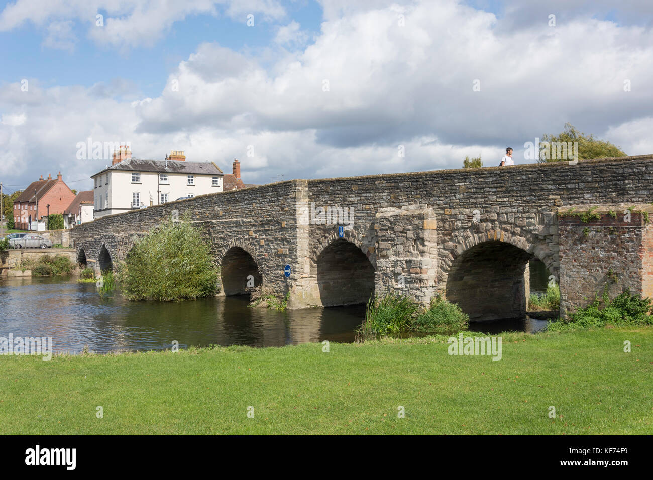 Bidford Bridge over River Avon, Bidford-on-Avon, Warwickshire, England, United Kingdom Stock Photo