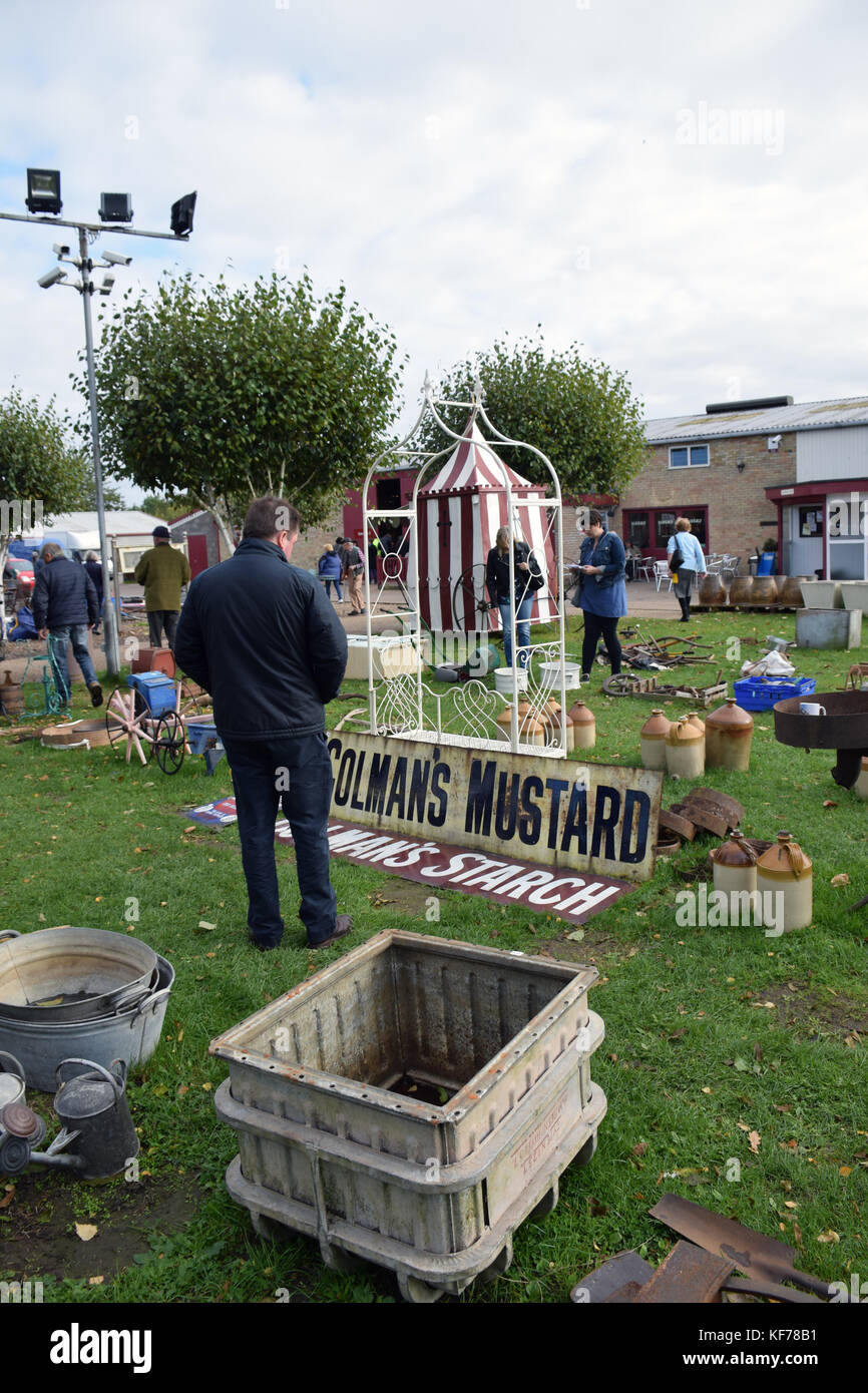 Diss Auction Rooms sale of architectural salvage and garden items