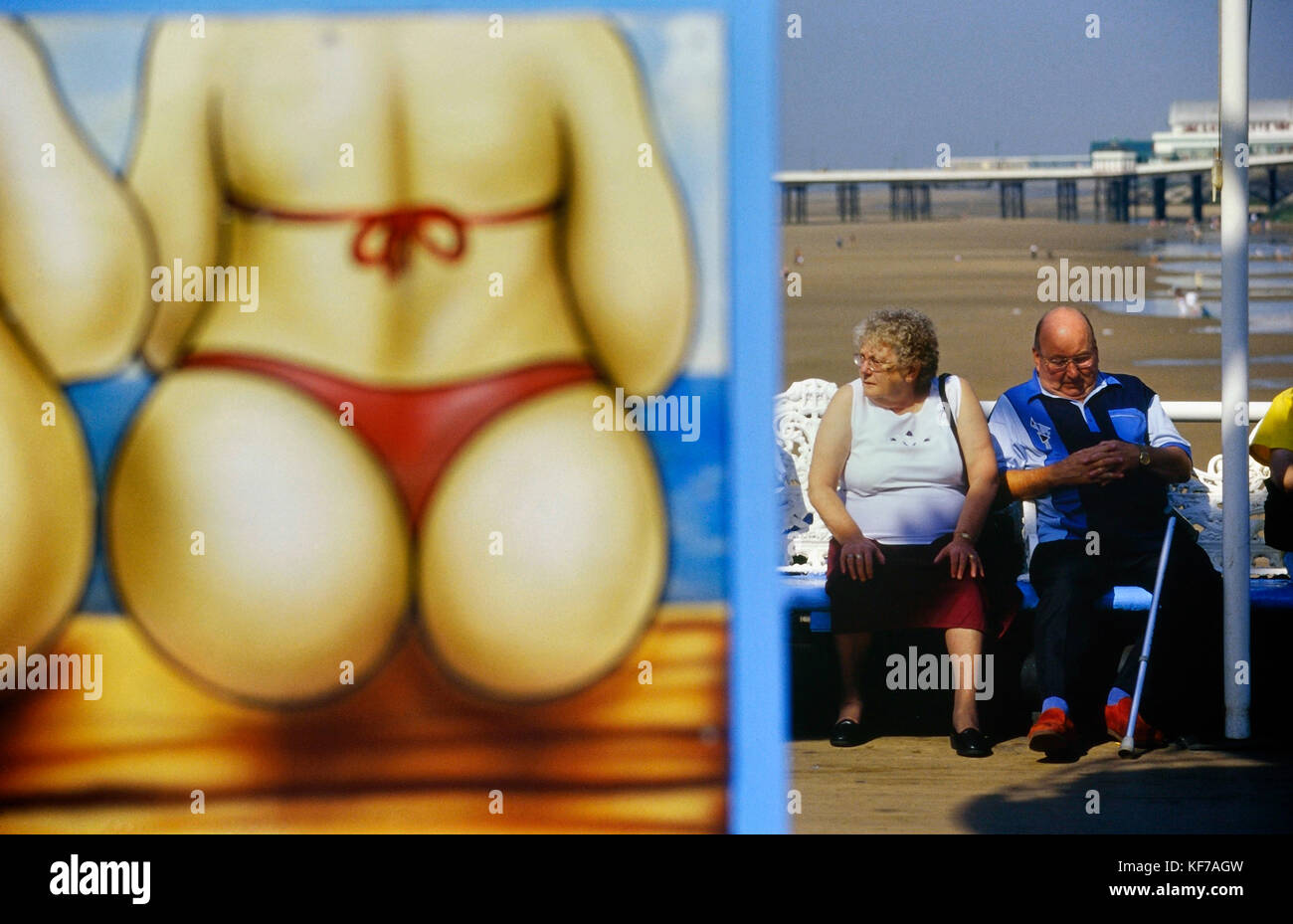 Mature couple sitting on Central pier, Blackpool, Lancashire, England Stock  Photo - Alamy