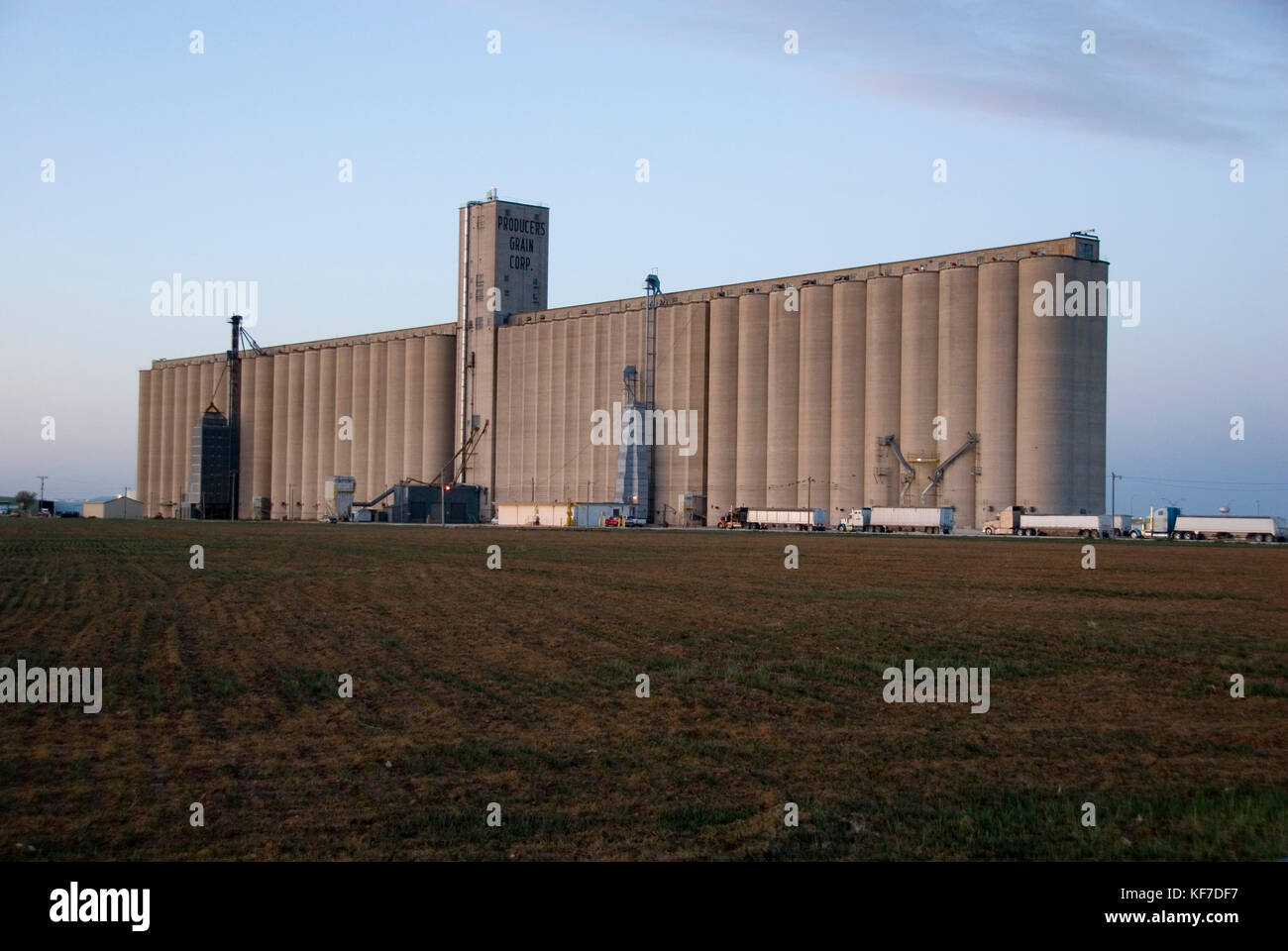 Grain elevator texas hires stock photography and images Alamy