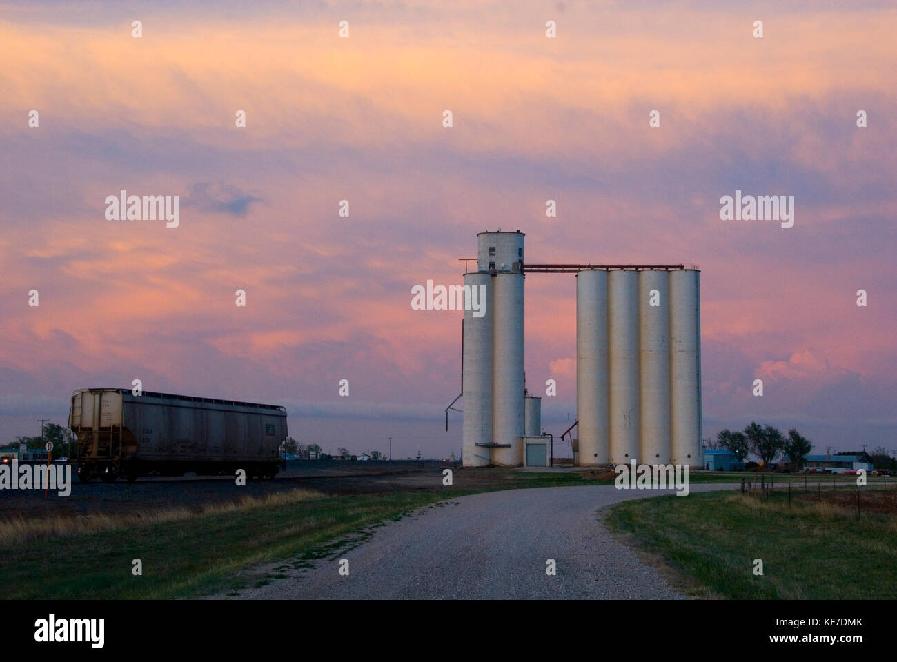 Grain elevator texas hires stock photography and images Alamy