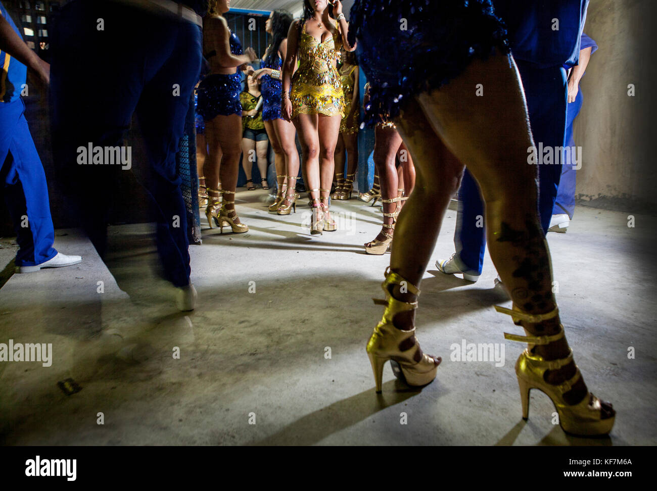 Samba dancers legs hi-res stock photography and images - Alamy