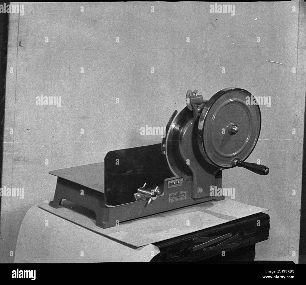 27217 Wedderburn meat slicing machine Stock Photo Alamy