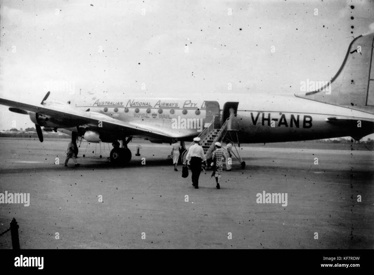DAS FLUGZEUG 1000 FOTOS 飛行機の歴史　ミリタリー Douglas dc 1 hi-res stock photography and images - Alamy
