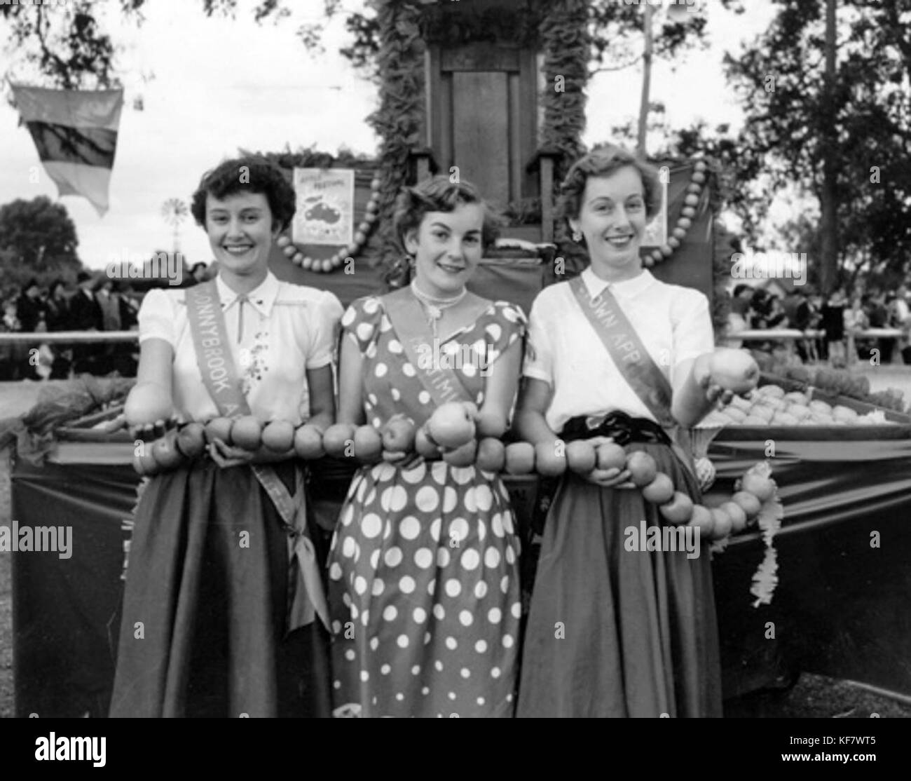 Fair queen Black and White Stock Photos & Images - Alamy