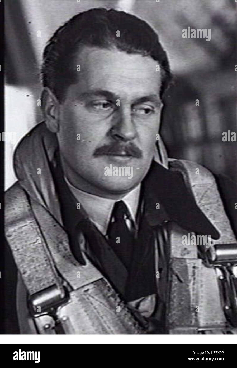 Pilot Officer Robinson of 466 Squadron RAAF at Driffield AWM UK2245 Stock Photo