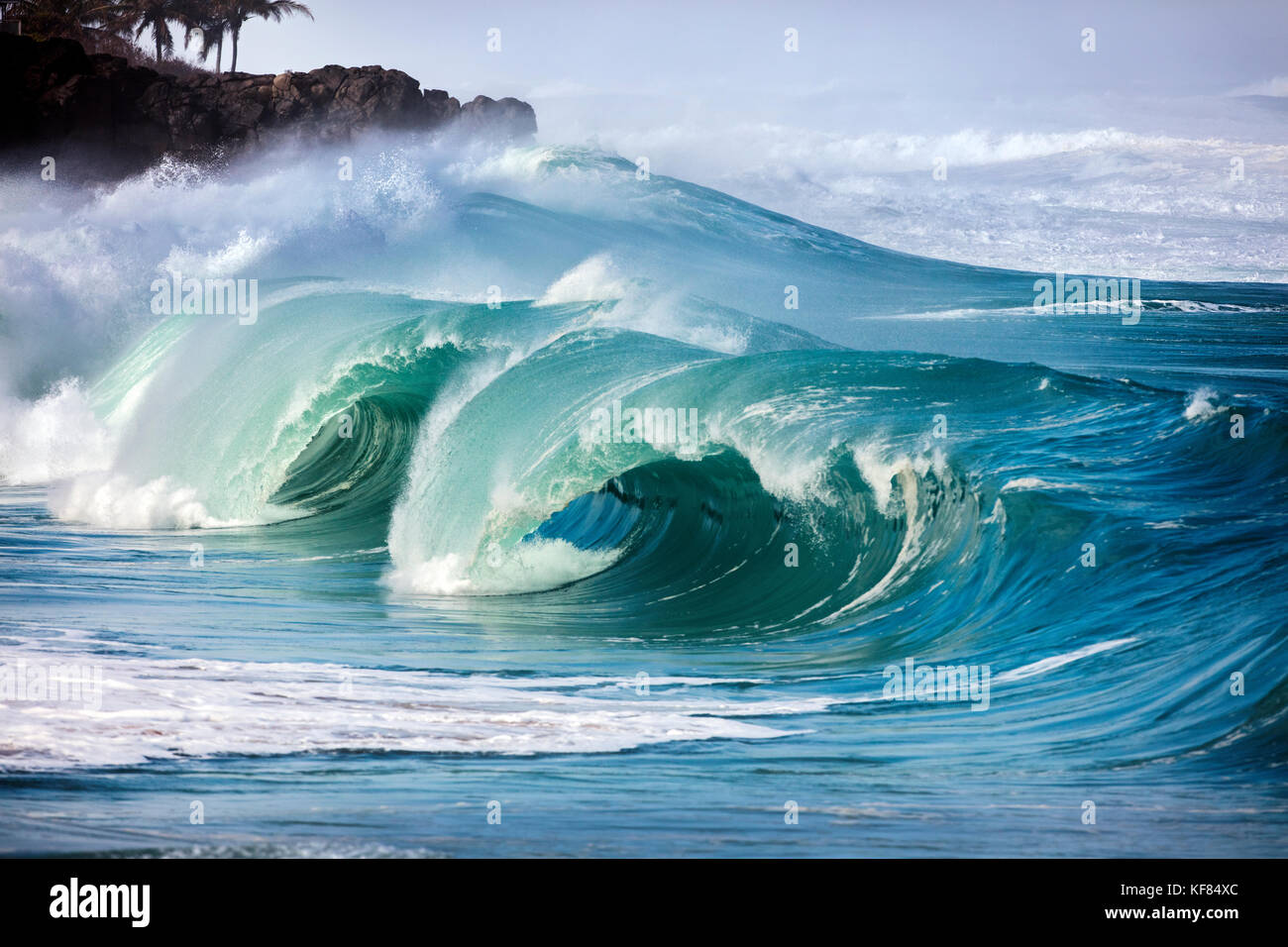 Waimea shorebreak hi-res stock photography and images - Alamy