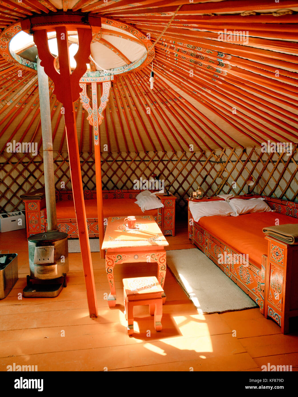 MONGOLIA, a room for hire in a Ger camp in Gurvansaikhan National Park, Three Camel Lodge, the Gobi Desert Stock Photo